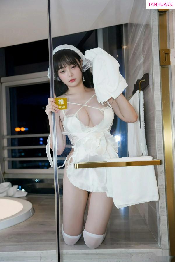   [XiuRen]高清写真图 2025.08.08 No.10631 软情 女仆装扮第13张图片